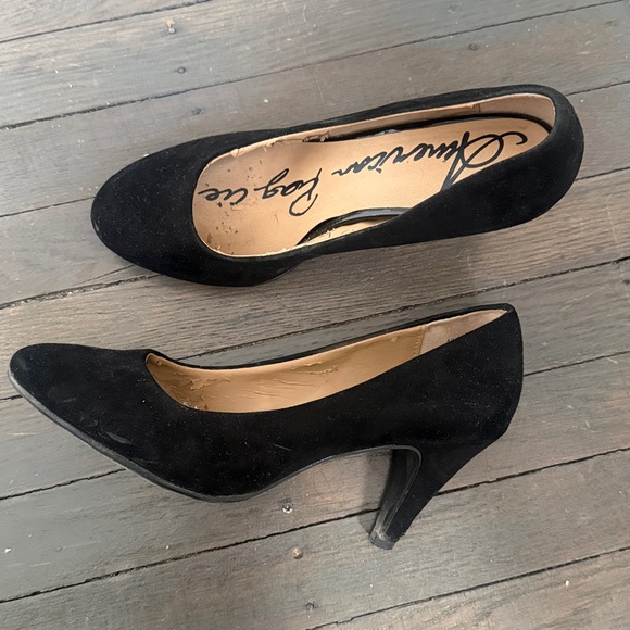 American Rag Cie classic black heels/pumps - Picture 2 of 4